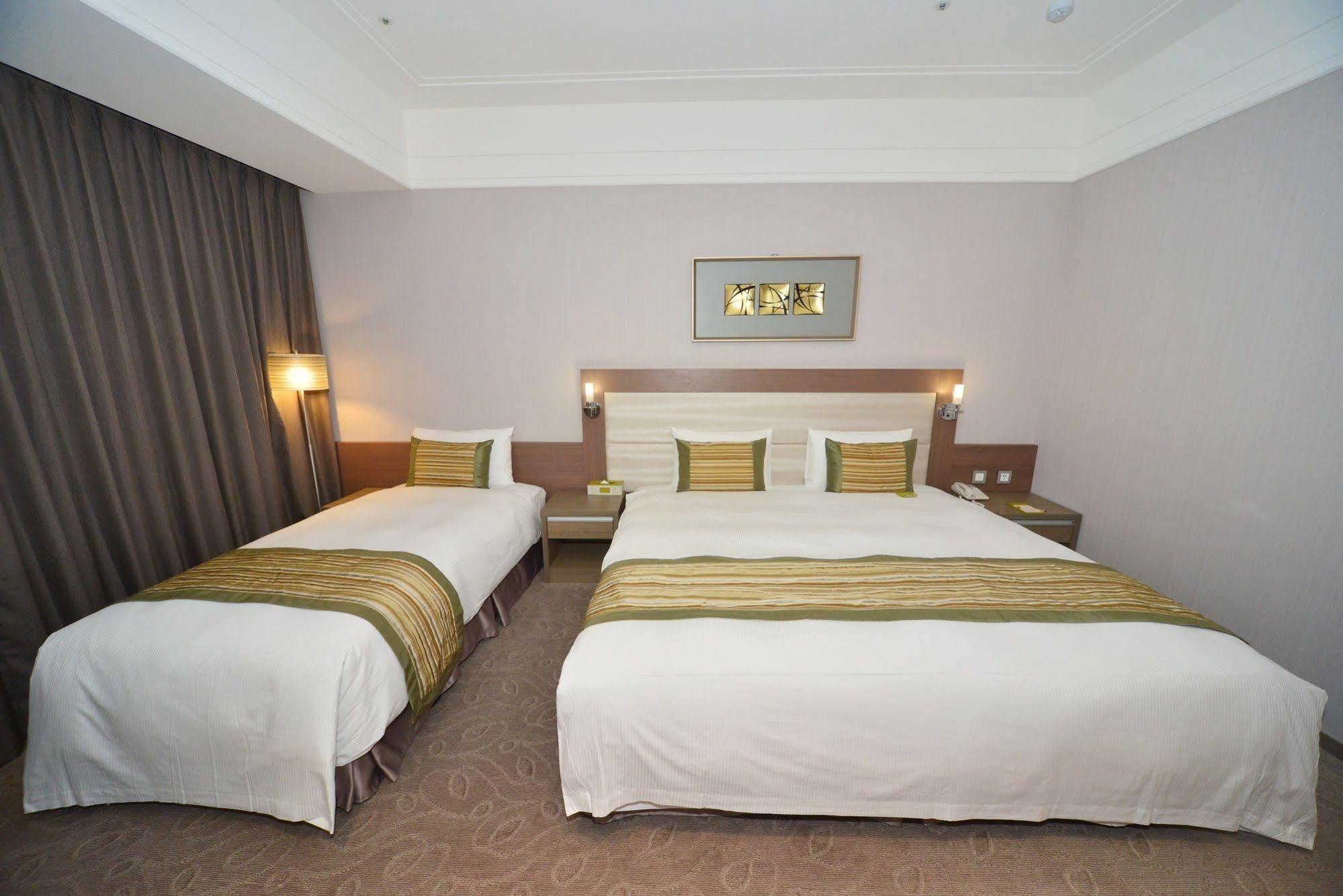 זונגה Grace Hotel Zhonghe מראה חיצוני תמונה